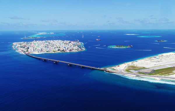 C:UsersyangxiDesktopPanorama of the China-Maldives Friendship Bridge.jpg