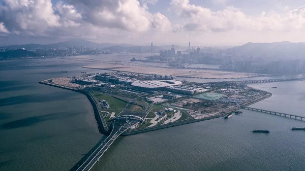 Zhuhai-Macao Port artificial island.jpg