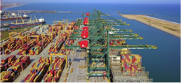 3月中旬多哥洛美LCT码头得到招商局支援的大批防疫物资.png