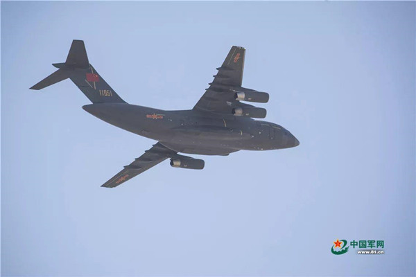 首次参加阅兵朱日和上空的运20飞机 朱姜海_副本.jpg