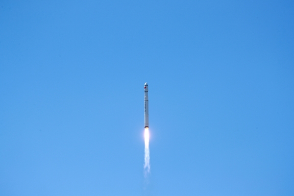 LONG02_600.jpg